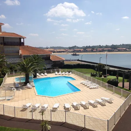 V-marin 01-vieux Boucau 4 Personnes Dans Avec Piscine Avec Vue Sur Marin